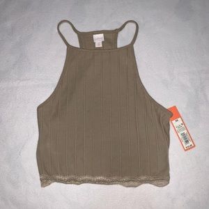 Brown halter crop top 🤎